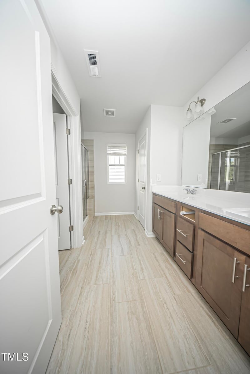 1108 Matterhorn Dr, Fuquay Varina, NC 27526