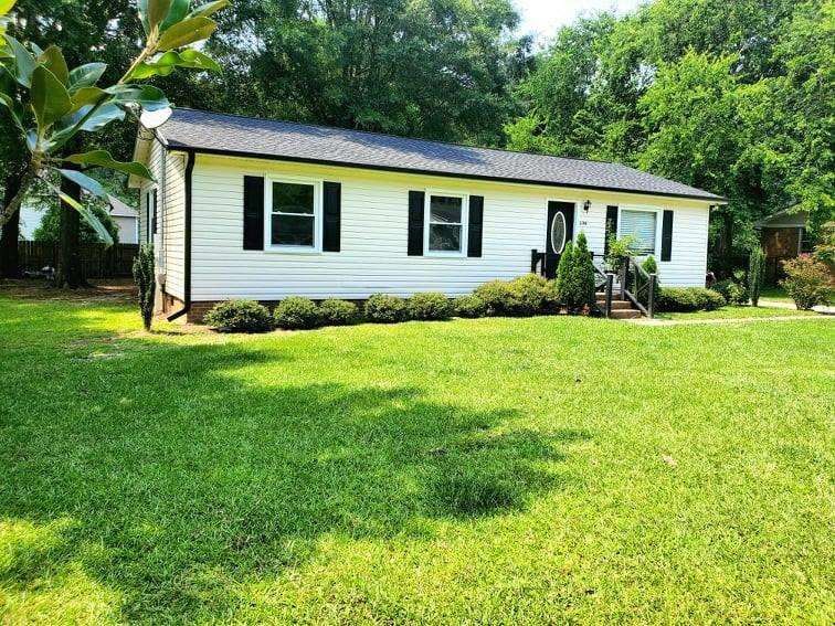 1108 S 6TH St, Lillington, NC 27546
