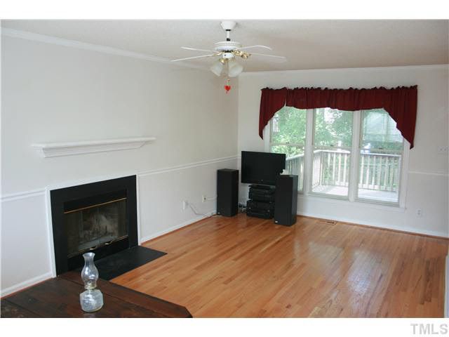 1108 Sheetbend Ln, Raleigh, NC 27606