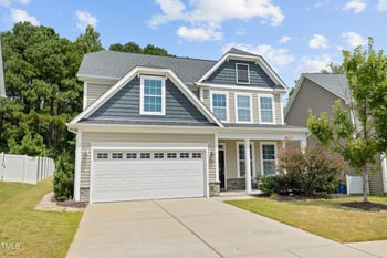1108 Summer Meadow Dr, Fuquay Varina, NC 27526