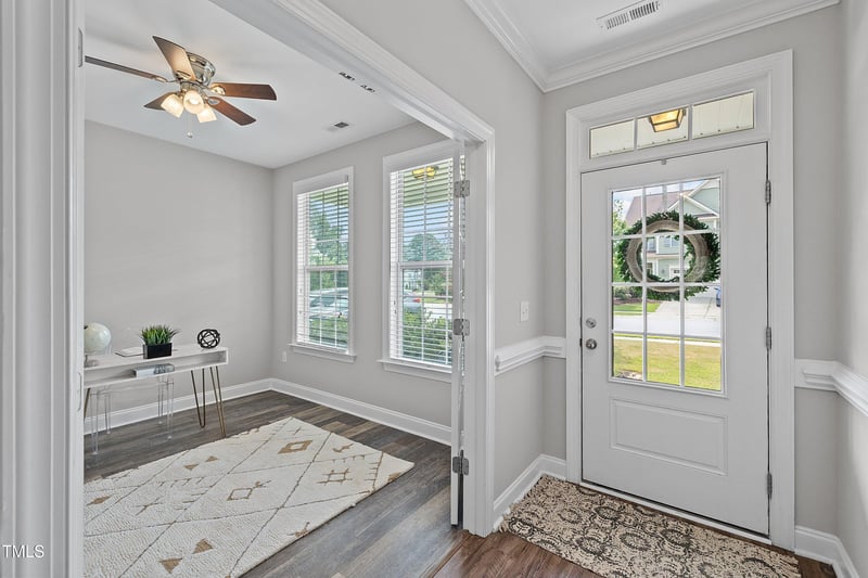 1108 Summer Meadow Dr, Fuquay Varina, NC 27526