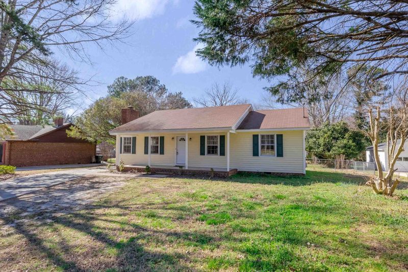 1108 Vandora Springs Rd, Garner, NC 27529