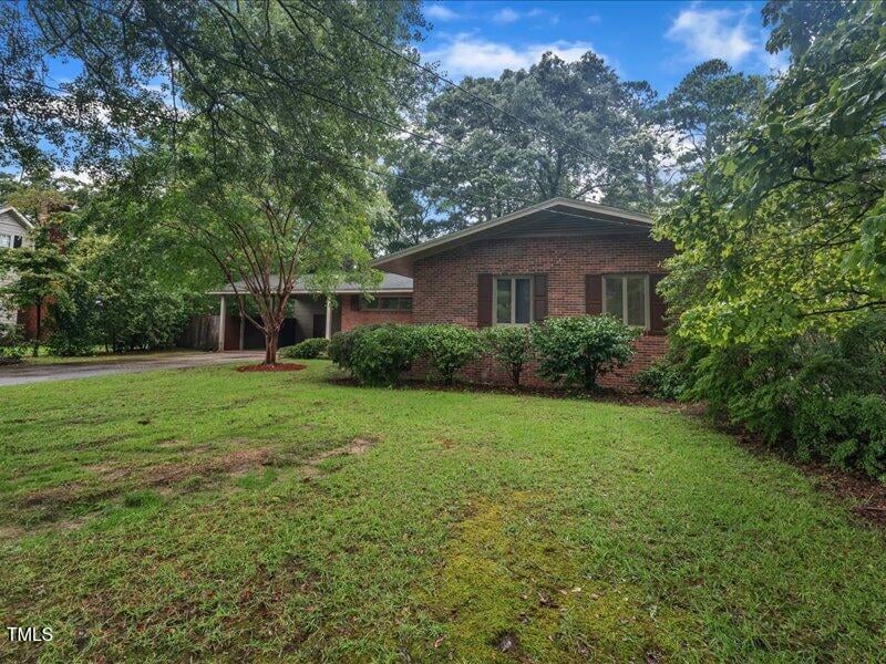 1108 Walnut Dr, Smithfield, NC 27577