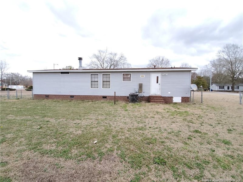 1108 Windmill Rd, Fayetteville, NC 28312
