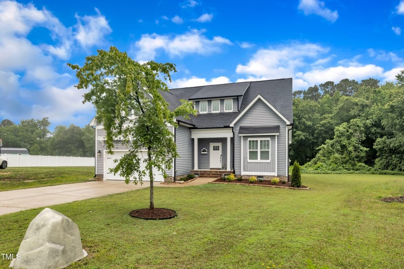 1109 Agio Ct, Zebulon, NC 27597