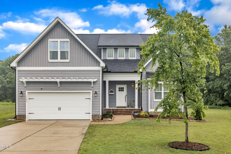 1109 Agio Ct, Zebulon, NC 27597