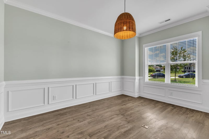 1109 Agio Ct, Zebulon, NC 27597