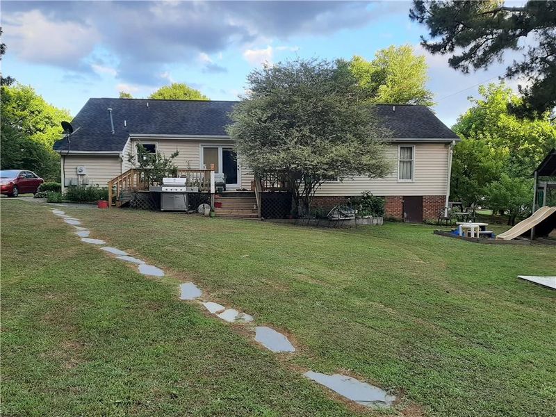 1109 Arthur Dr, Graham, NC 27253