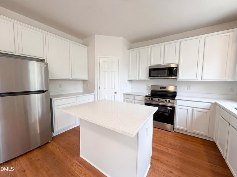 1109 Augusta Dr, Mebane, NC 27302