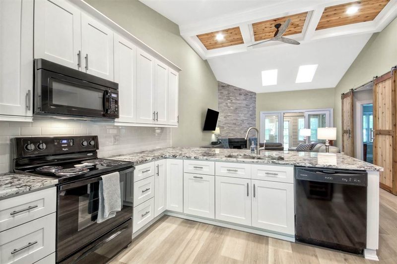 1109 Avebury Ct, Raleigh, NC 27609