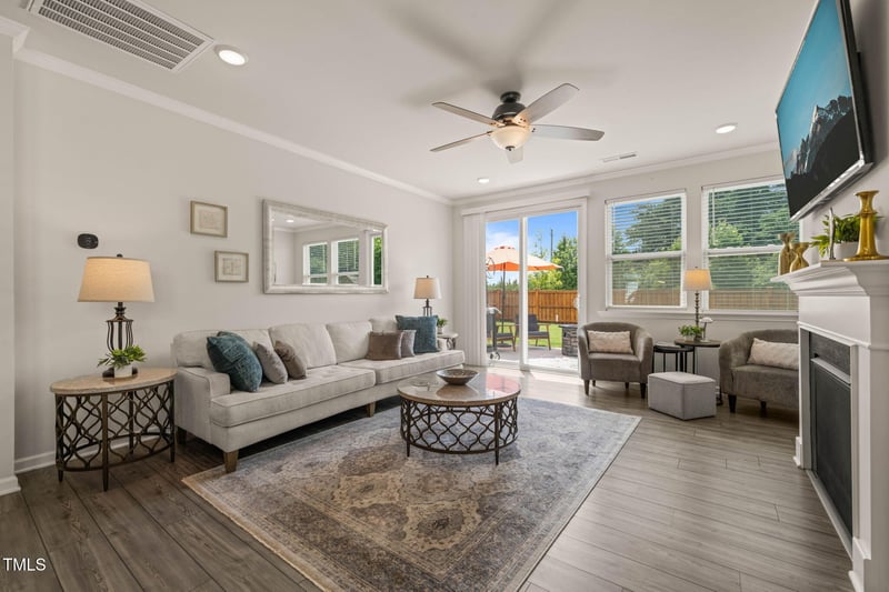 1109 Briar Gate Dr, Holly Springs, NC 27540