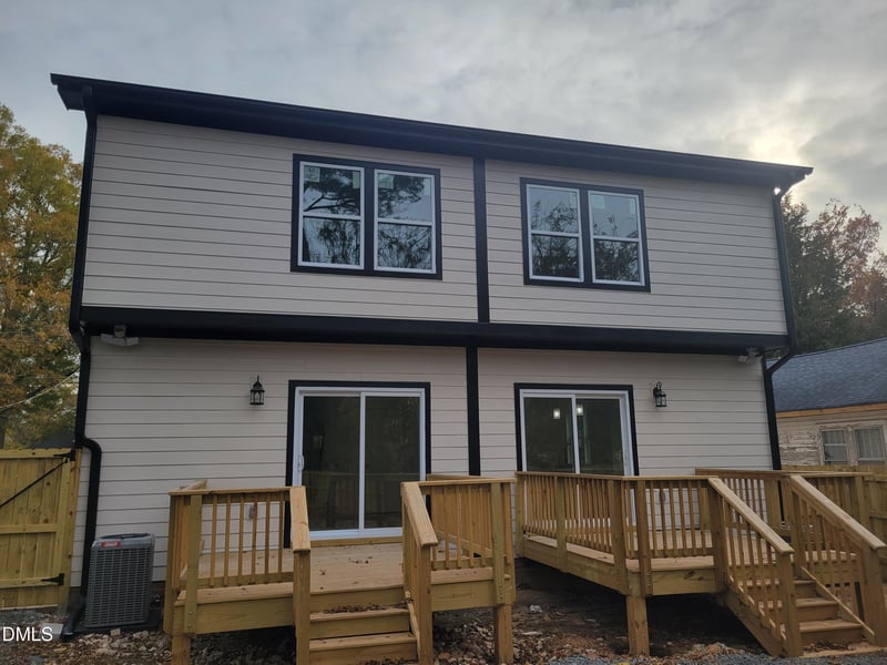 1109 Eva St, Durham, NC 27703