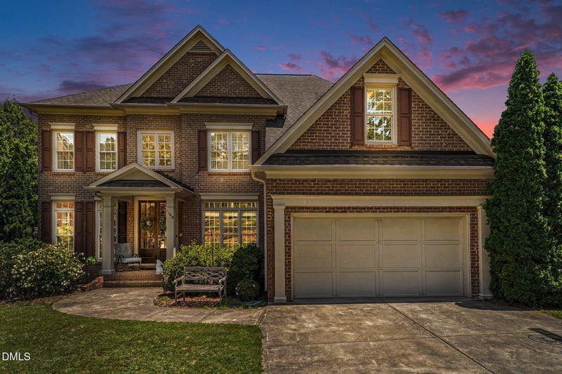 1109 Grogans Mill, Cary, NC 27519