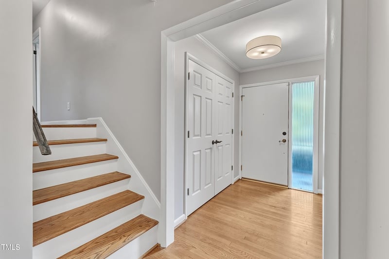 1109 Kingwood Dr, Raleigh, NC 27615