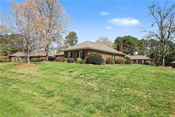 1109 Radcliff Dr, Sanford, NC 27330