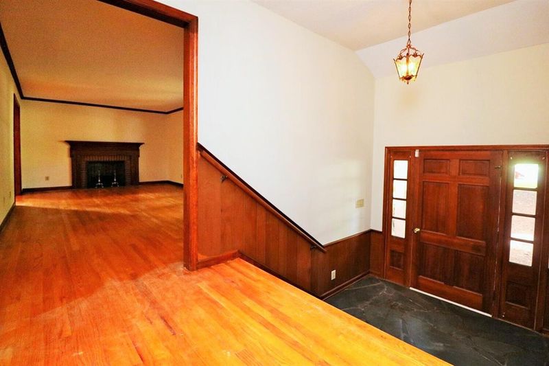 1109 Ralph Dr, Cary, NC 27511