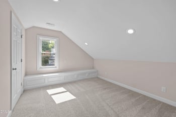1109 Sanbour Dr, Apex, NC 27502