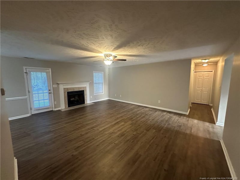 1109 Screech Owl Dr, Hope Mills, NC 28348