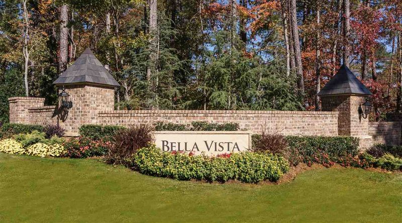 1109 Shadow Lake Dr, Raleigh, NC 27615