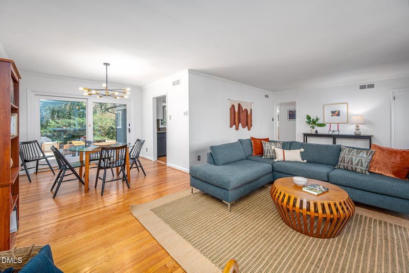 1109 Sourwood Cir, Chapel Hill, NC 27517