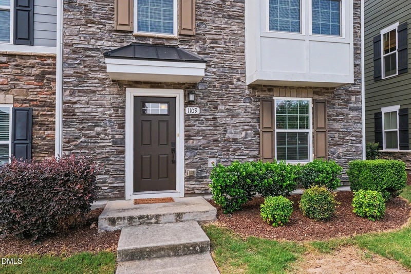 1109 Tender Dr, Apex, NC 27502