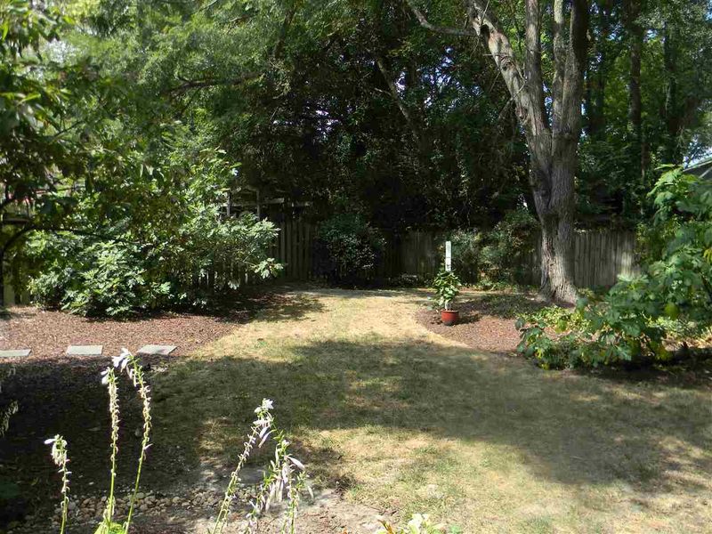 1109 Wake Forest Rd #A, Raleigh, NC 27604