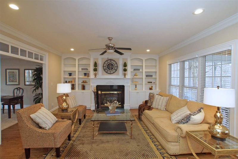 111 Ballatore Ct, Cary, NC 27519