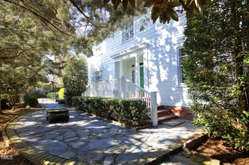 111 Battle Ln, Chapel Hill, NC 27514