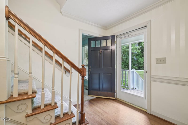111 Bonner Ct, Cary, NC 27511