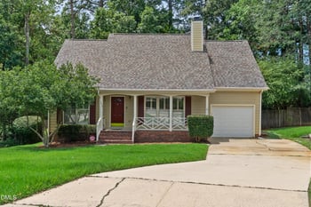 111 Brook Hollow Ct, Cary, NC 27513