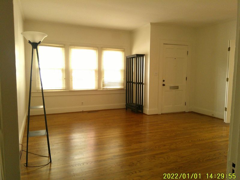 111 Carolina Ave, Burlington, NC 27215