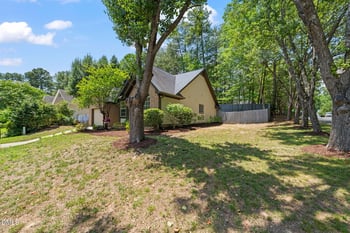 111 Carriage Cir, Chapel Hill, NC 27514