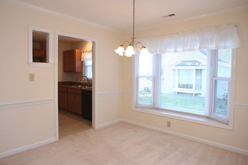 111 Carriage House Trl, Garner, NC 27529