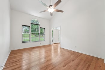 111 Catherwood Pl, Cary, NC 27518