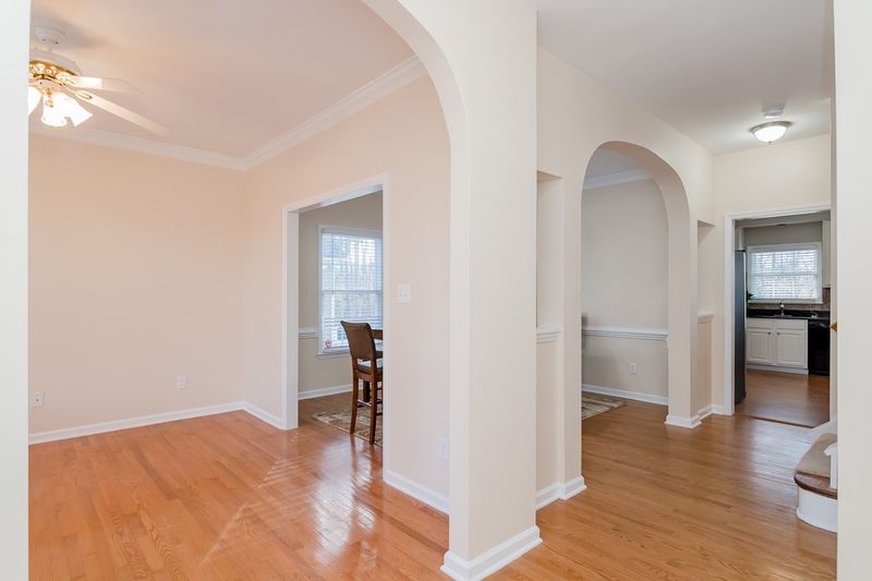 111 Cedarpost Dr, Cary, NC 27513
