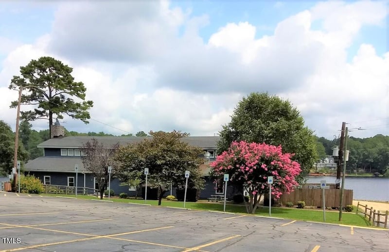 111 Chanute Cir, Louisburg, NC 27549