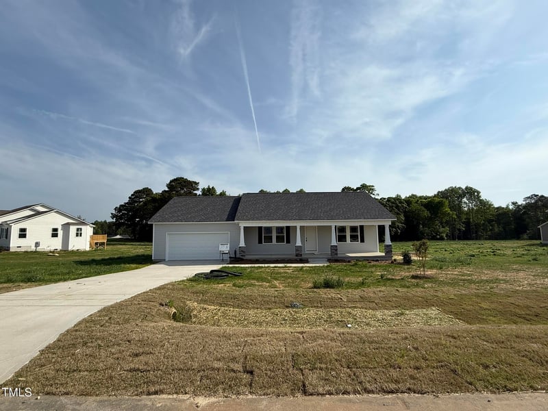 111 Coharie Dr, Lillington, NC 27546