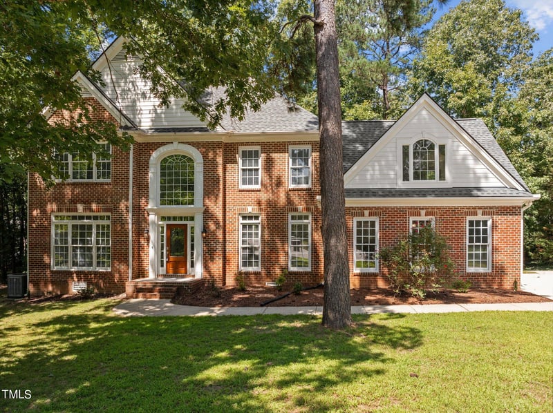 111 N Coslett Ct, Cary, NC 27513
