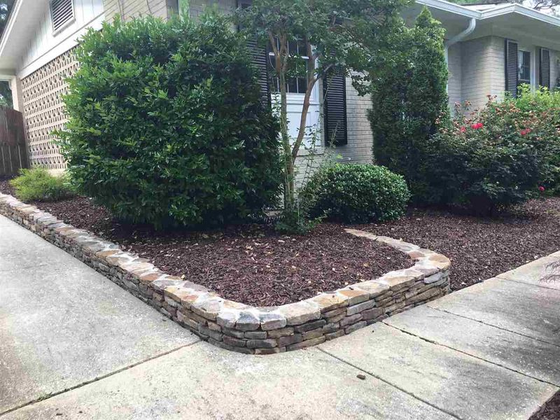 111 Crestview Rd, Raleigh, NC 27609