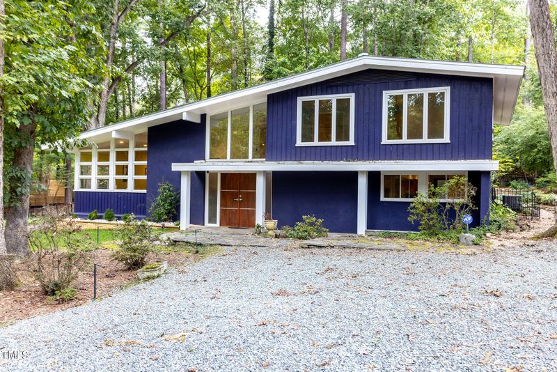 111 Cynthia Dr, Chapel Hill, NC 27514