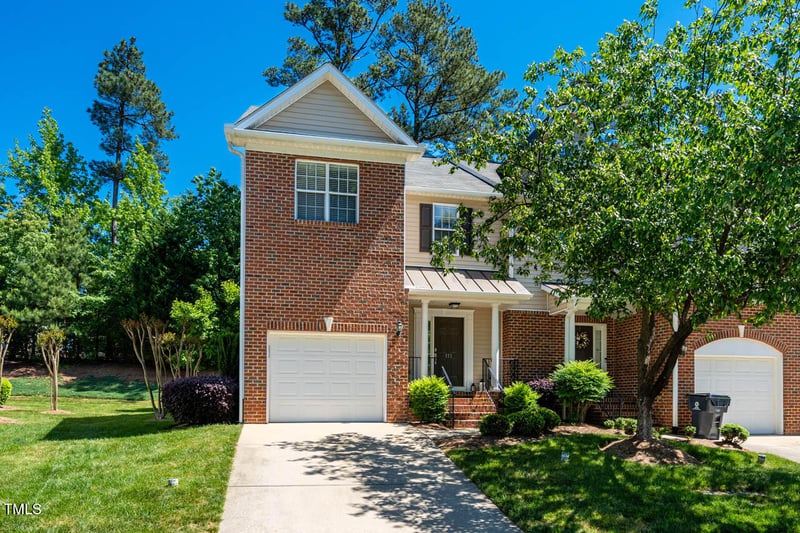 111 Florians Dr, Holly Springs, NC 27540