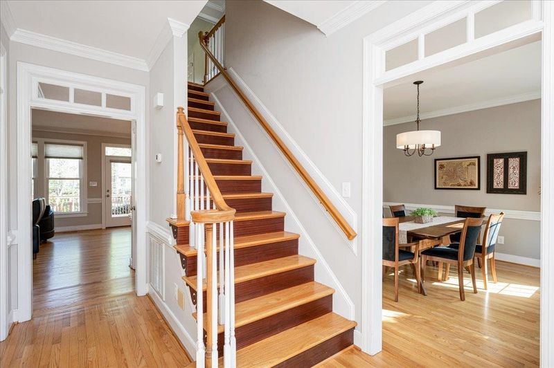 111 Flying Leaf Ct, Cary, NC 27513