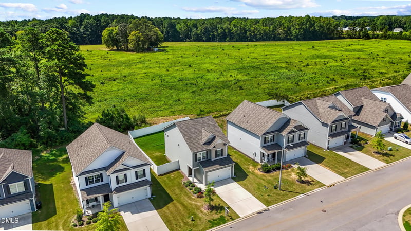 111 Flying Point Ln, Clayton, NC 27520
