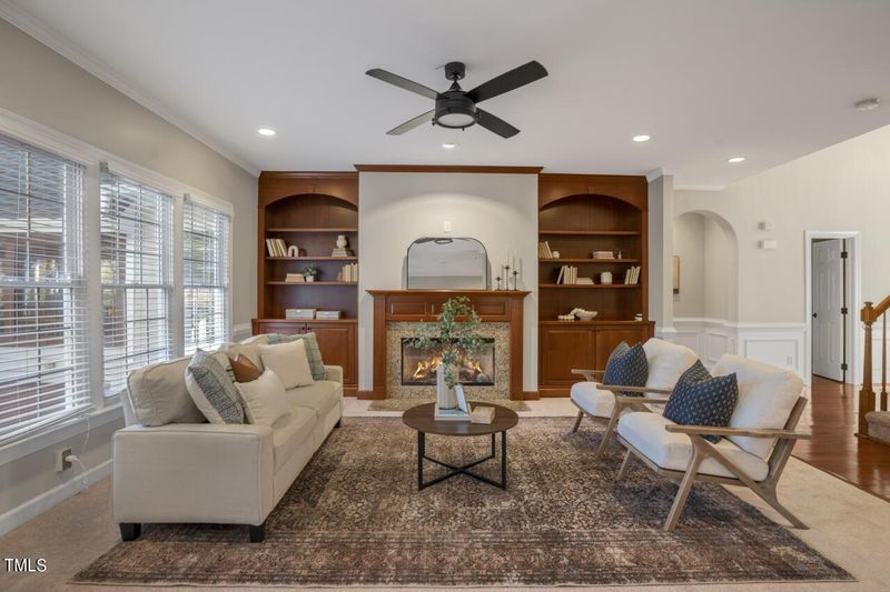 111 Forest Brook Dr, Cary, NC 27519