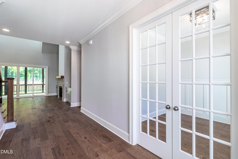 111 Forest Green Dr, Cary, NC 27511