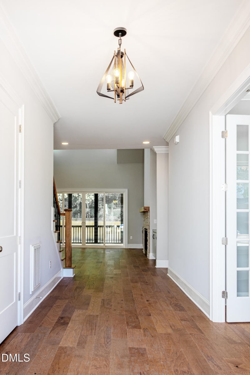 111 Forest Green Dr, Cary, NC 27511