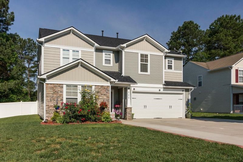 111 Gatewood Ridge Ct, Garner, NC 27529