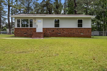 111 Gaylee Lake Dr, Wendell, NC 27591