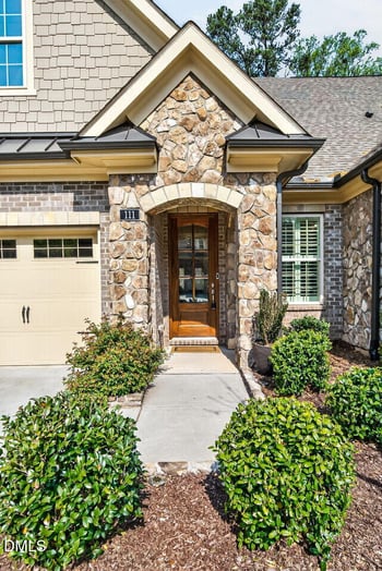 111 Glenpark Pl, Cary, NC 27511