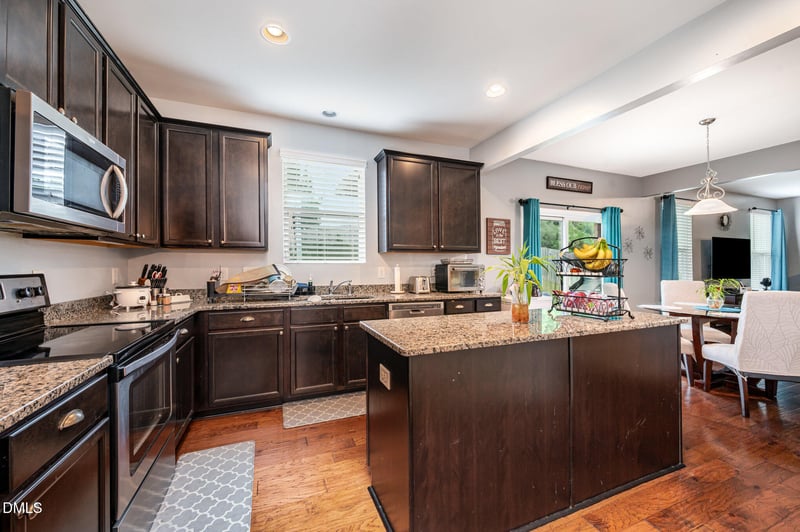 111 Glenview Ln, Durham, NC 27703